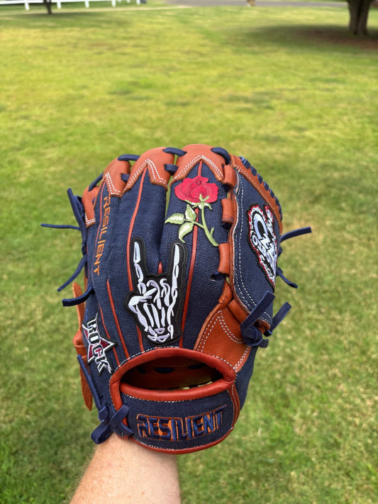 Relic MXT - Prince of Darkness glove - Resilient SFBL