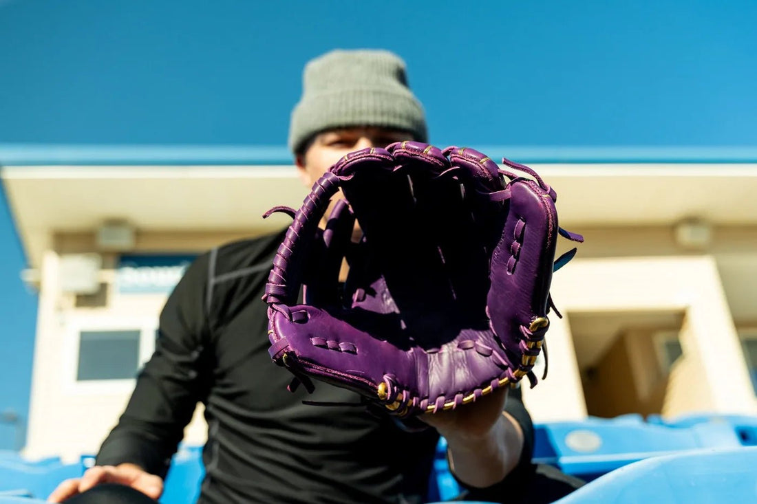 Best Custom Baseball Gloves for Travel Ball Players - Resilient Gloves
