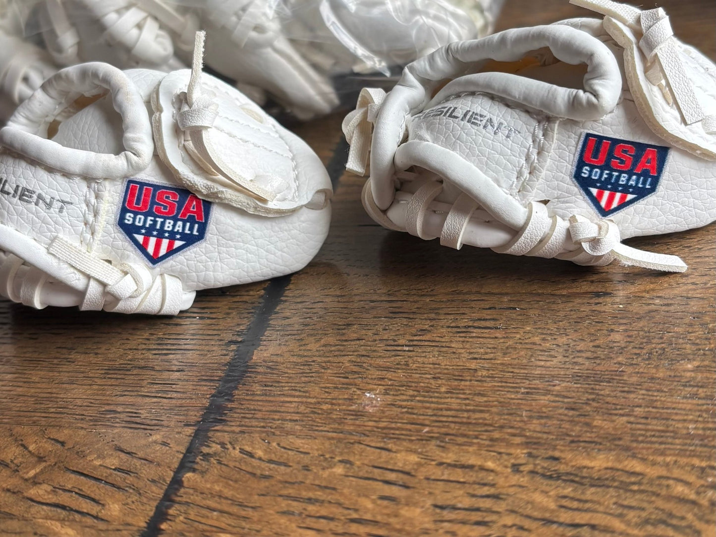 USA Softball Glove Mini Keychain - Resilient Gloves